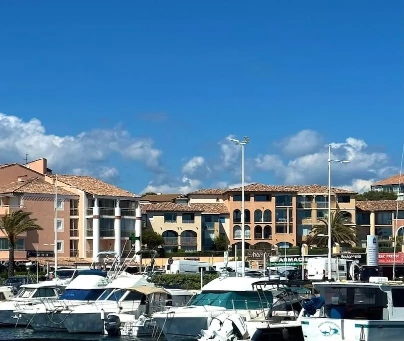 Appartement En Face Mer Six-Fours-les-Plages Apartment