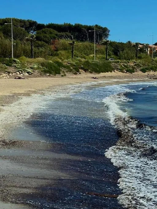 Appartement En Face Mer Six-Fours-les-Plages Apartment